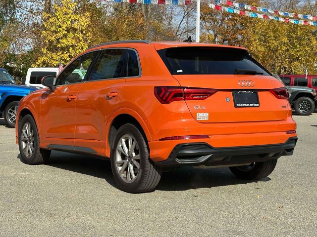 2022 Audi Q3 S line Premium 45 TFSI quattro 2022 Audi Q3 S line Premium 45 TFSI quattro