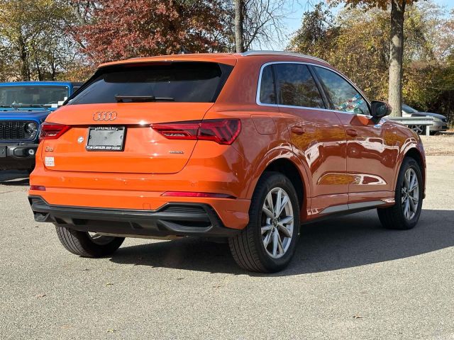 2022 Audi Q3 S line Premium 45 TFSI quattro 2022 Audi Q3 S line Premium 45 TFSI quattro