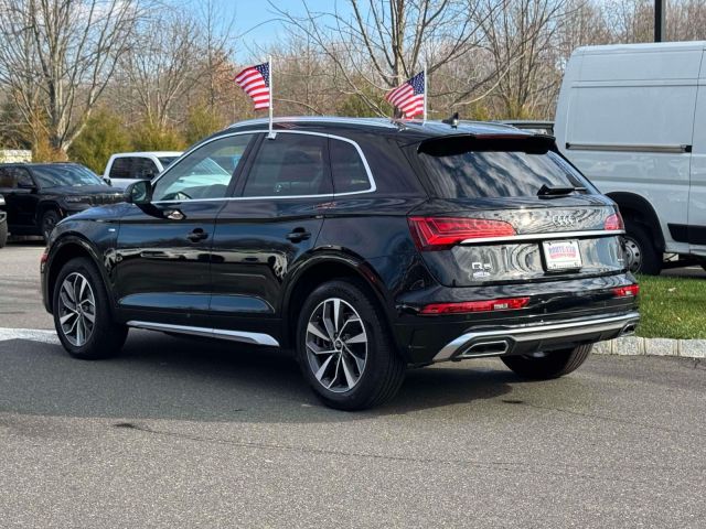 2022 Audi Q5 S line Premium Plus 45 TFSI quattro 2022 Audi Q5 S line Premium Plus 45 TFSI quattro