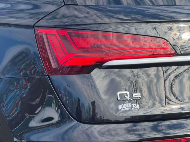 2022 Audi Q5 S line Premium Plus 45 TFSI quattro 2022 Audi Q5 S line Premium Plus 45 TFSI quattro