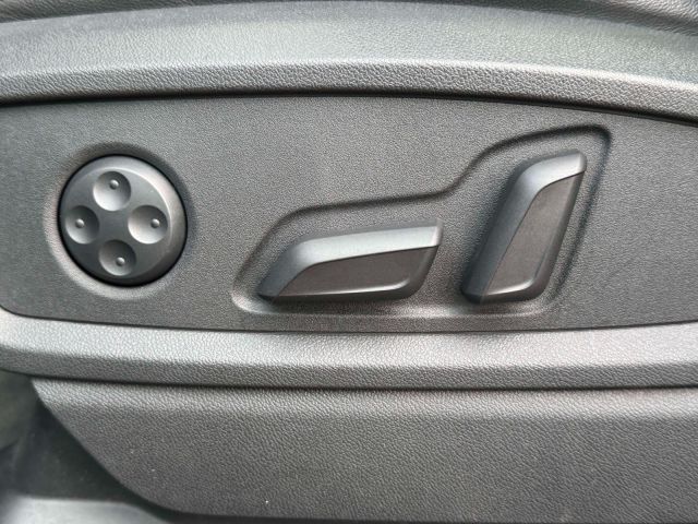 2022 Audi Q5 S line Premium Plus 45 TFSI quattro 2022 Audi Q5 S line Premium Plus 45 TFSI quattro