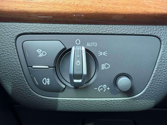 2022 Audi Q5 S line Premium Plus 45 TFSI quattro 2022 Audi Q5 S line Premium Plus 45 TFSI quattro