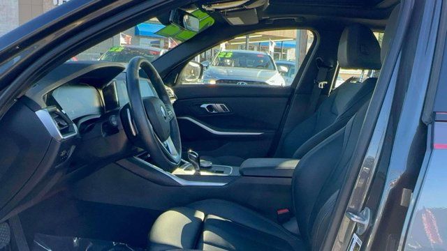 2022 BMW 3 Series 330i xDrive 2022 BMW 3 Series 330i xDrive