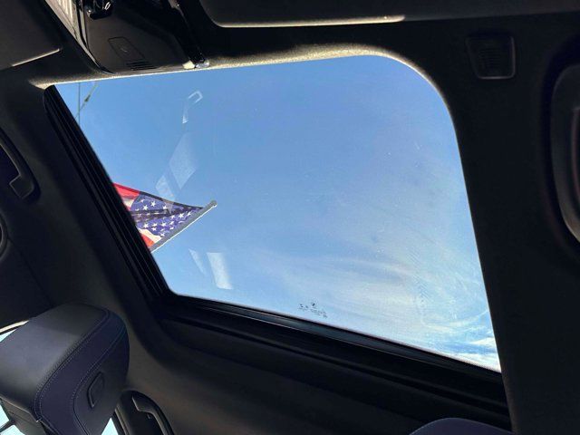 2022 BMW 3 Series 330i xDrive 2022 BMW 3 Series 330i xDrive