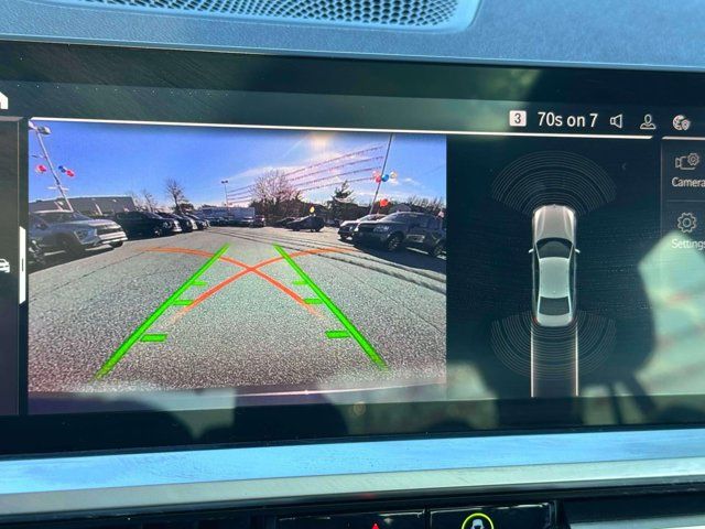 2022 BMW 3 Series 330i xDrive 2022 BMW 3 Series 330i xDrive