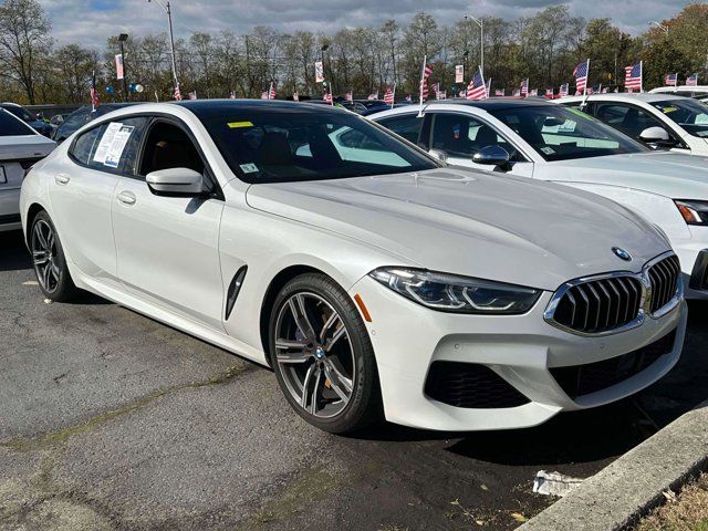 2022 BMW 8 Series 840i