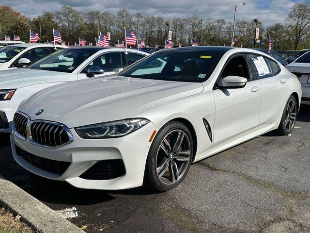 2022 BMW 8 Series 840i