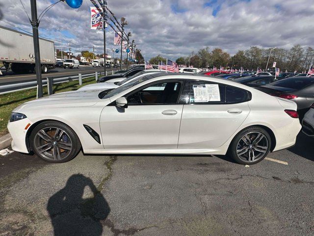 2022 BMW 8 Series 840i
