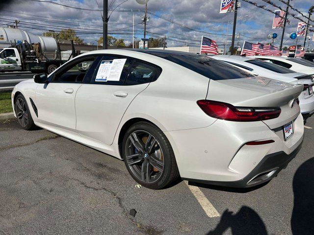 2022 BMW 8 Series 840i