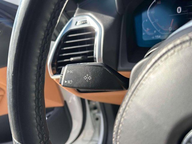 2022 BMW 8 Series 840i