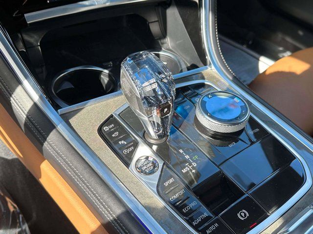 2022 BMW 8 Series 840i