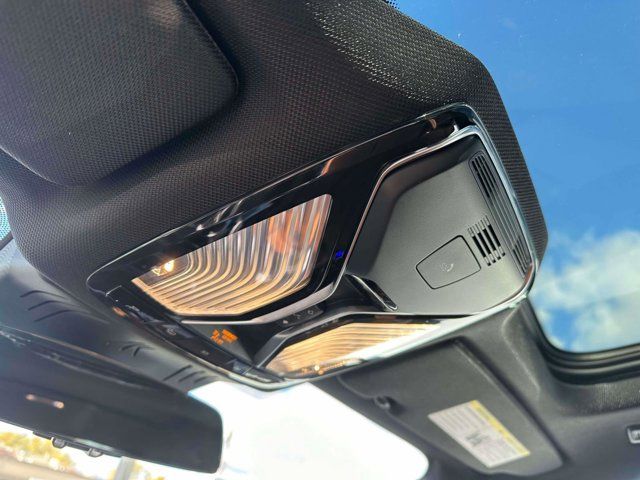 2022 BMW 8 Series 840i