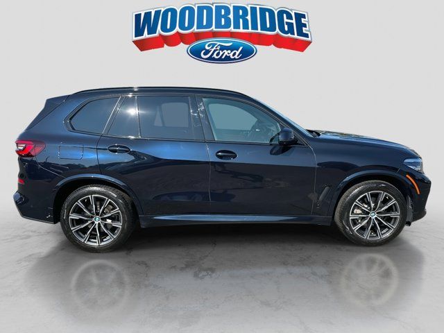 2022 BMW X5 xDrive40i 2022 BMW X5 xDrive40i