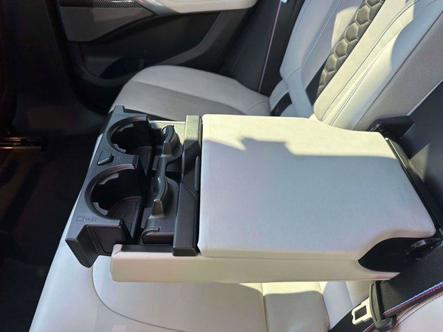 2022 BMW X6 M Sports Activity Coupe 2022 BMW X6 M Sports Activity Coupe