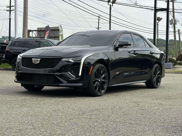 2022 Cadillac CT4-V 4dr Sdn