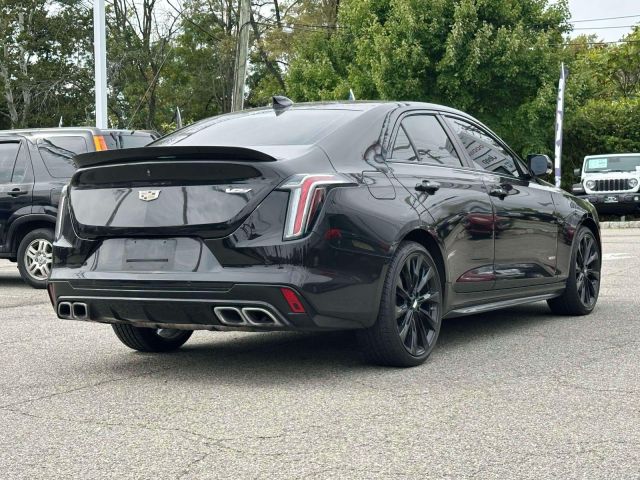 2022 Cadillac CT4-V 4dr Sdn