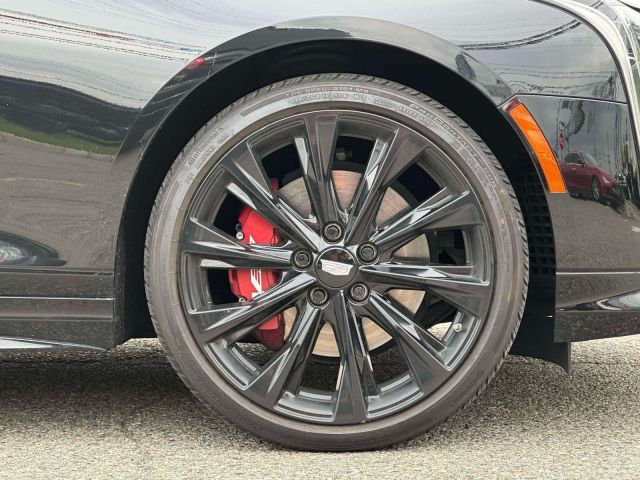2022 Cadillac CT4-V 4dr Sdn