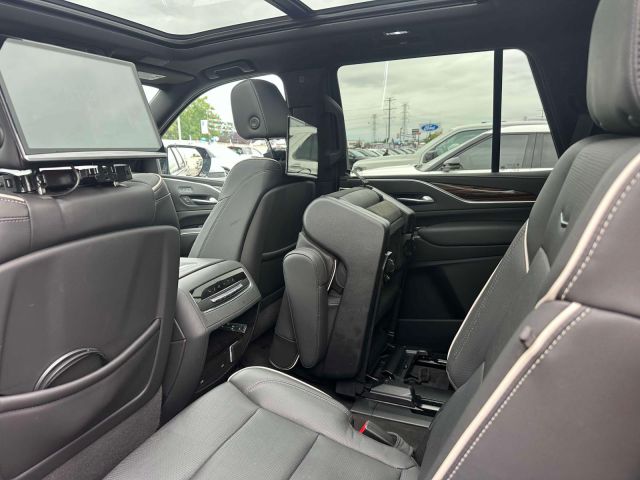 2022 Cadillac Escalade 4WD 4dr Premium Luxury