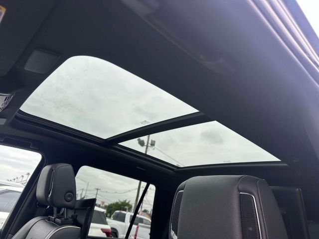 2022 Cadillac Escalade 4WD 4dr Premium Luxury