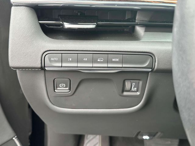 2022 Cadillac Escalade 4WD 4dr Premium Luxury