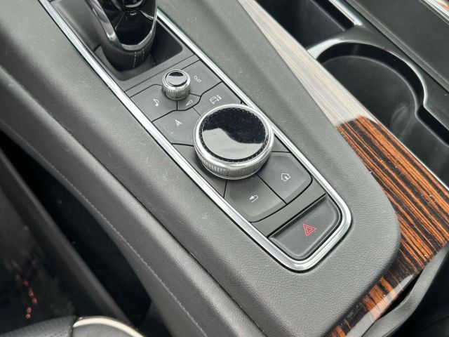 2022 Cadillac Escalade 4WD 4dr Premium Luxury