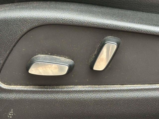 2022 Cadillac XT5 AWD 4dr Luxury 2022 Cadillac XT5 AWD 4dr Luxury