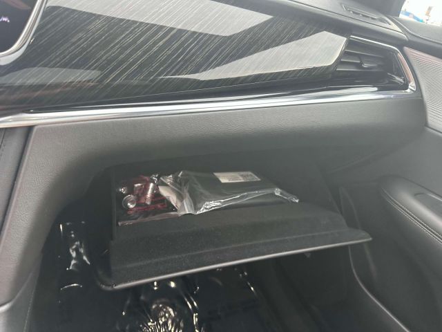 2022 Cadillac XT6 AWD 4dr Premium Luxury