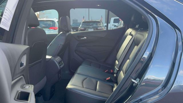 2022 Chevrolet Equinox AWD 4dr RS 2022 Chevrolet Equinox AWD 4dr RS