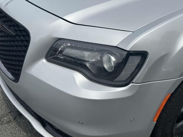 2022 Chrysler 300 300S RWD