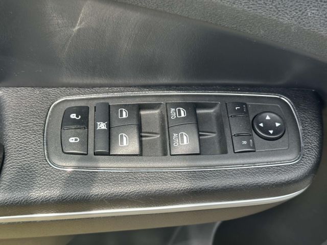 2022 Chrysler 300 300S RWD