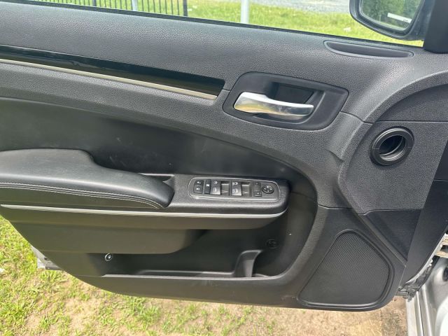 2022 Chrysler 300 300S RWD