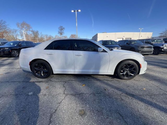 2022 Chrysler 300 300S RWD