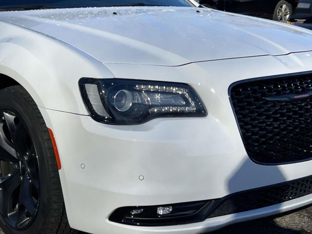 2022 Chrysler 300 300S RWD