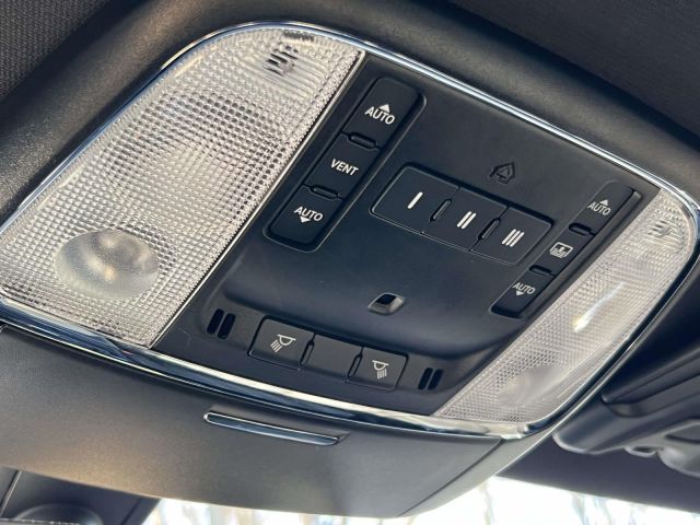 2022 Chrysler 300 300S RWD