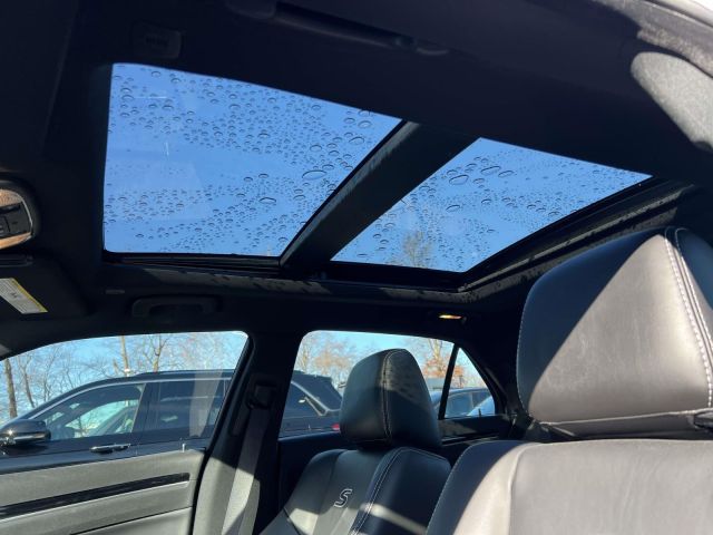 2022 Chrysler 300 300S RWD