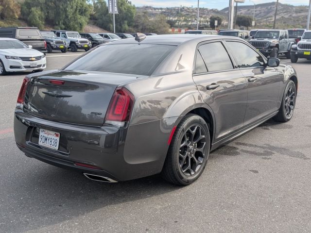 2022 Chrysler 300 Touring 2022 Chrysler 300 Touring