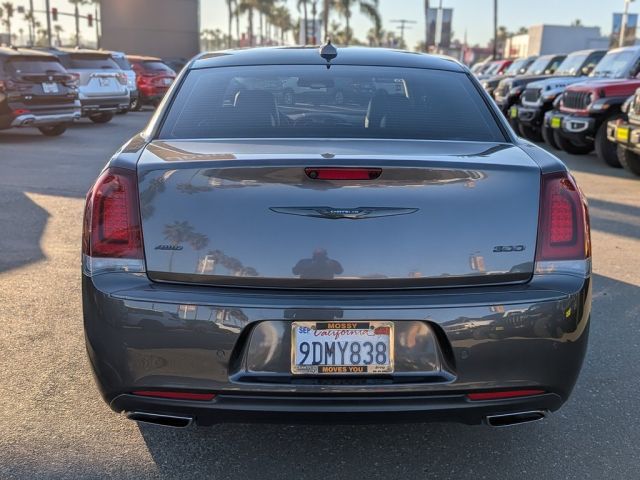 2022 Chrysler 300 Touring 2022 Chrysler 300 Touring