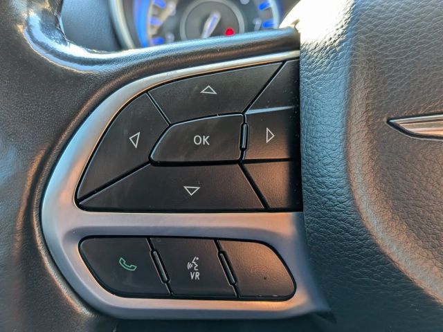 2022 Chrysler 300 Touring 2022 Chrysler 300 Touring