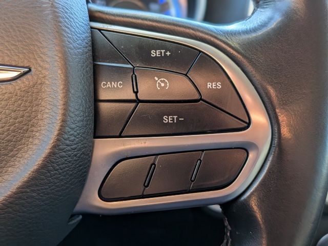 2022 Chrysler 300 Touring 2022 Chrysler 300 Touring