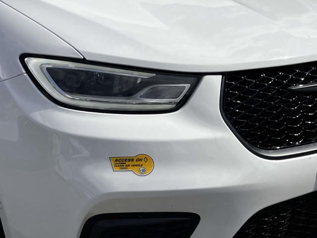 2022 Chrysler Pacifica Hybrid Limited FWD