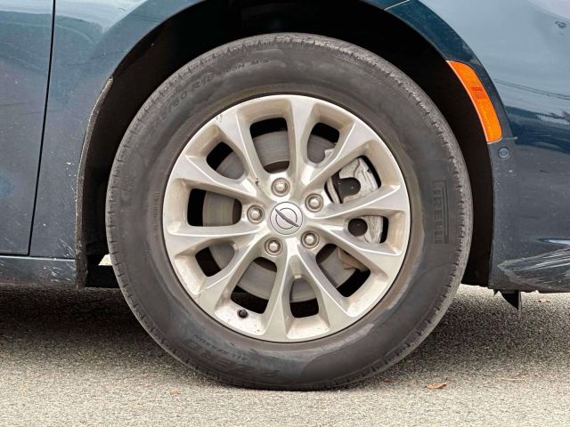 2022 Chrysler Pacifica Touring L AWD