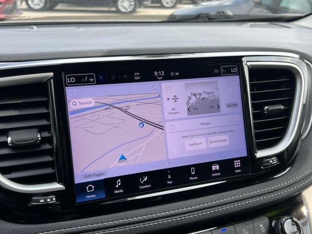 2022 Chrysler Pacifica Touring L AWD