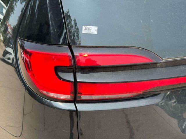 2022 Chrysler Pacifica Limited AWD