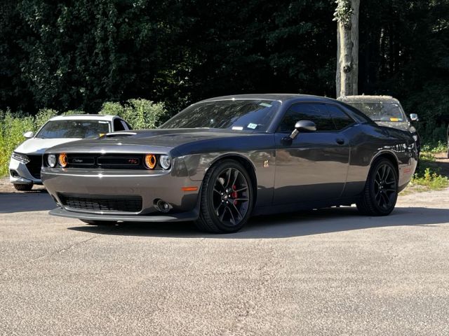 2022 Dodge Challenger R/T Scat Pack RWD