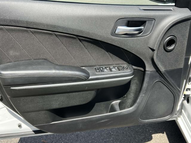 2022 Dodge Charger SXT RWD