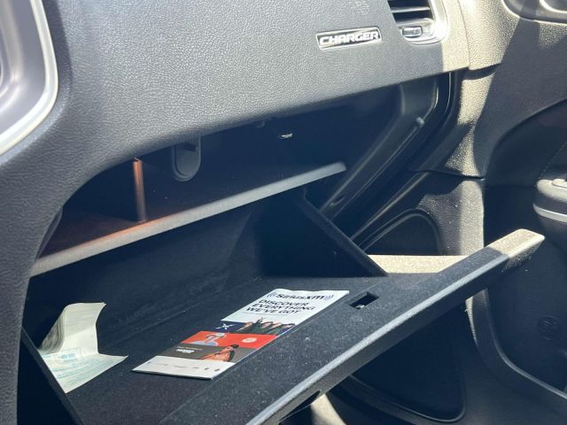2022 Dodge Charger SXT RWD