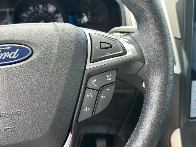2022 Ford Edge SEL AWD