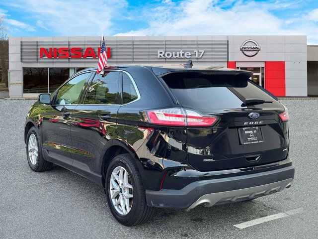2022 Ford Edge 