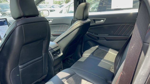 2022 Ford Edge ST-Line