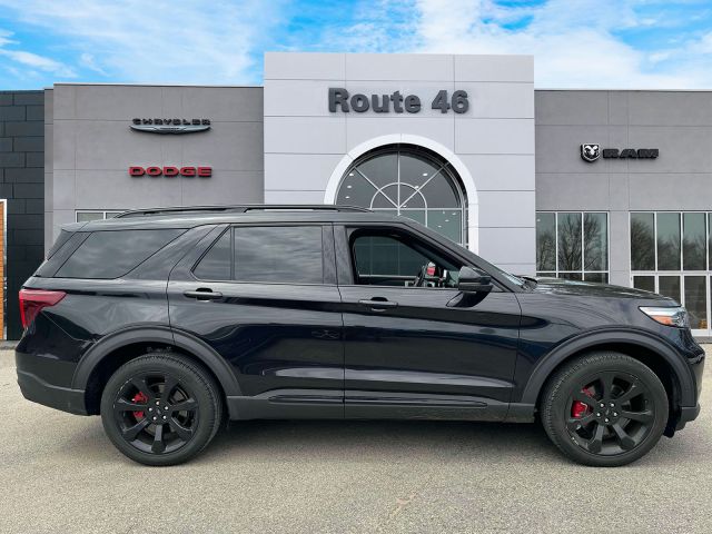 2022 Ford Explorer ST 4WD